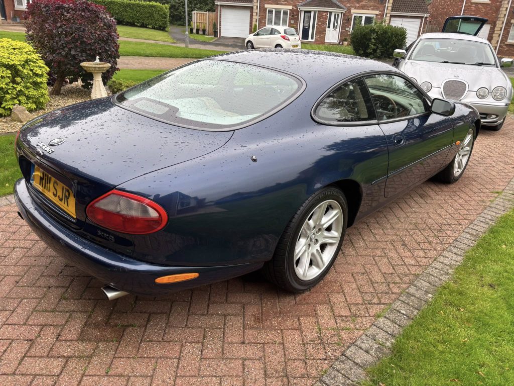 Jaguar XK8 2 1