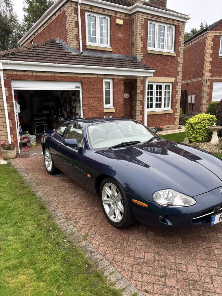 Jaguar XK8 6 1