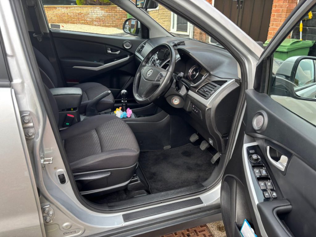 SsangYong Korando 11